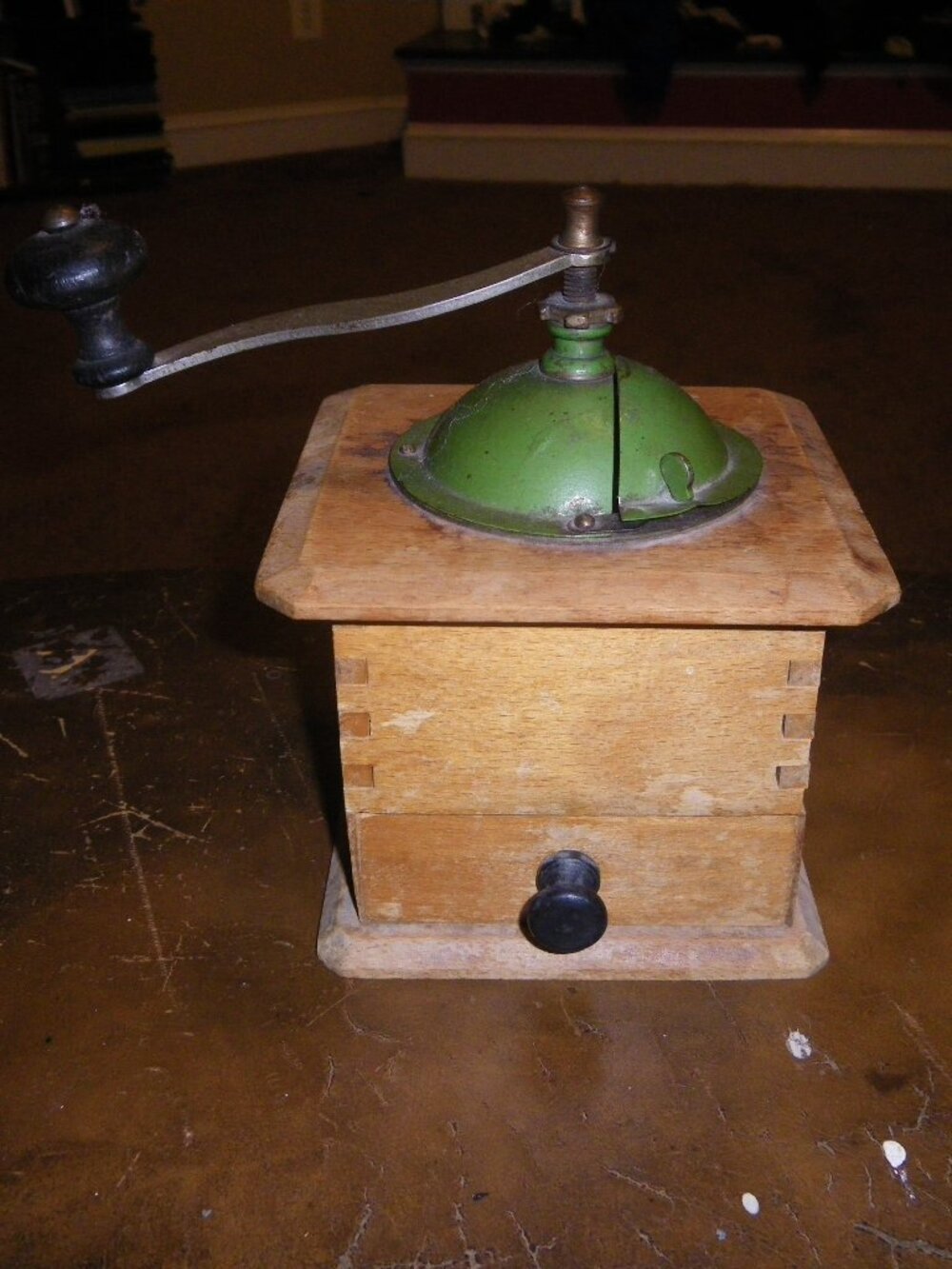 Vintage Antique Hand Crank Coffee Grinder w/ Drawer Cute Rustic Primitive Patina